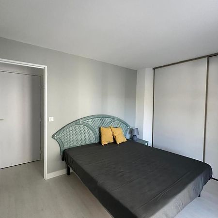 Spacieux Deux Pieces En Front De Mer Pour 4 Personnes Ref Plage 12 Saint-Raphaël Exteriér fotografie