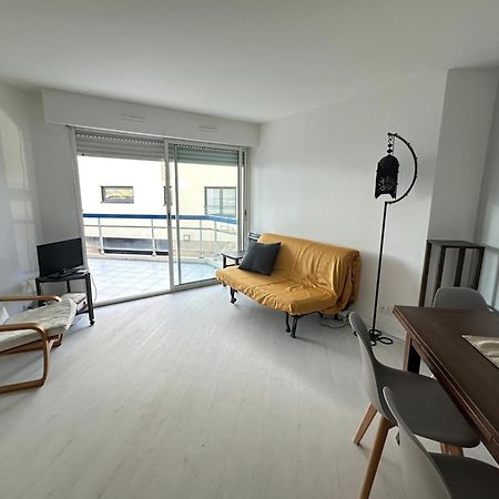 Spacieux Deux Pieces En Front De Mer Pour 4 Personnes Ref Plage 12 Saint-Raphaël Exteriér fotografie